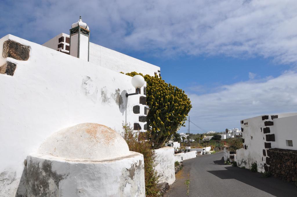 La Casita De Mari Carmen Guest House Mala Exterior photo